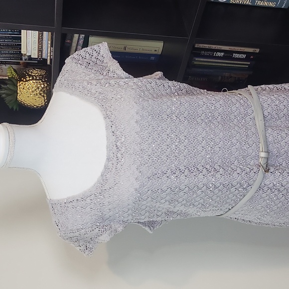 SHERAGANO Gray Lace Overlay Cap Sleeve Skinny Belt Modest Work Dress - Picture 4 of 12